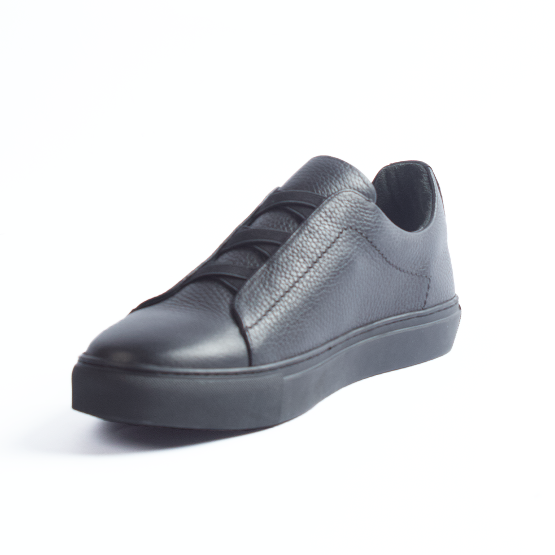 Black Tennis Sneakers