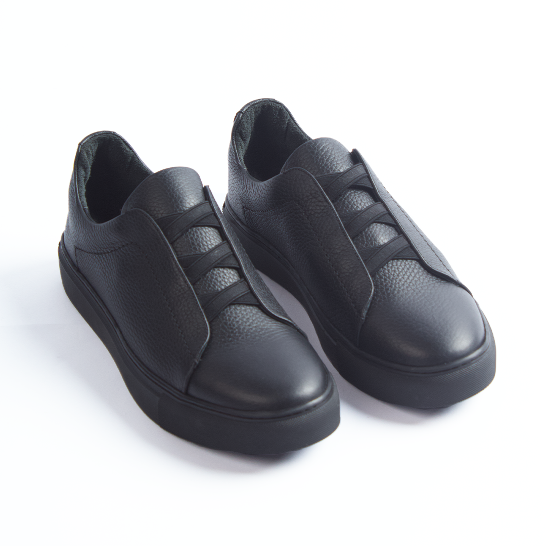 Black Tennis Sneakers