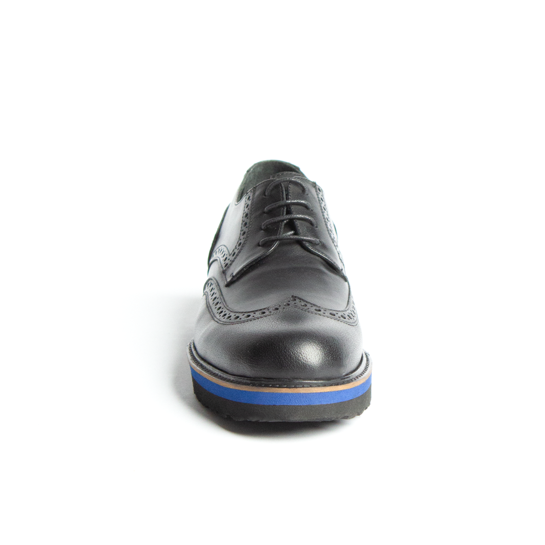 Classic Black Striped Shoes