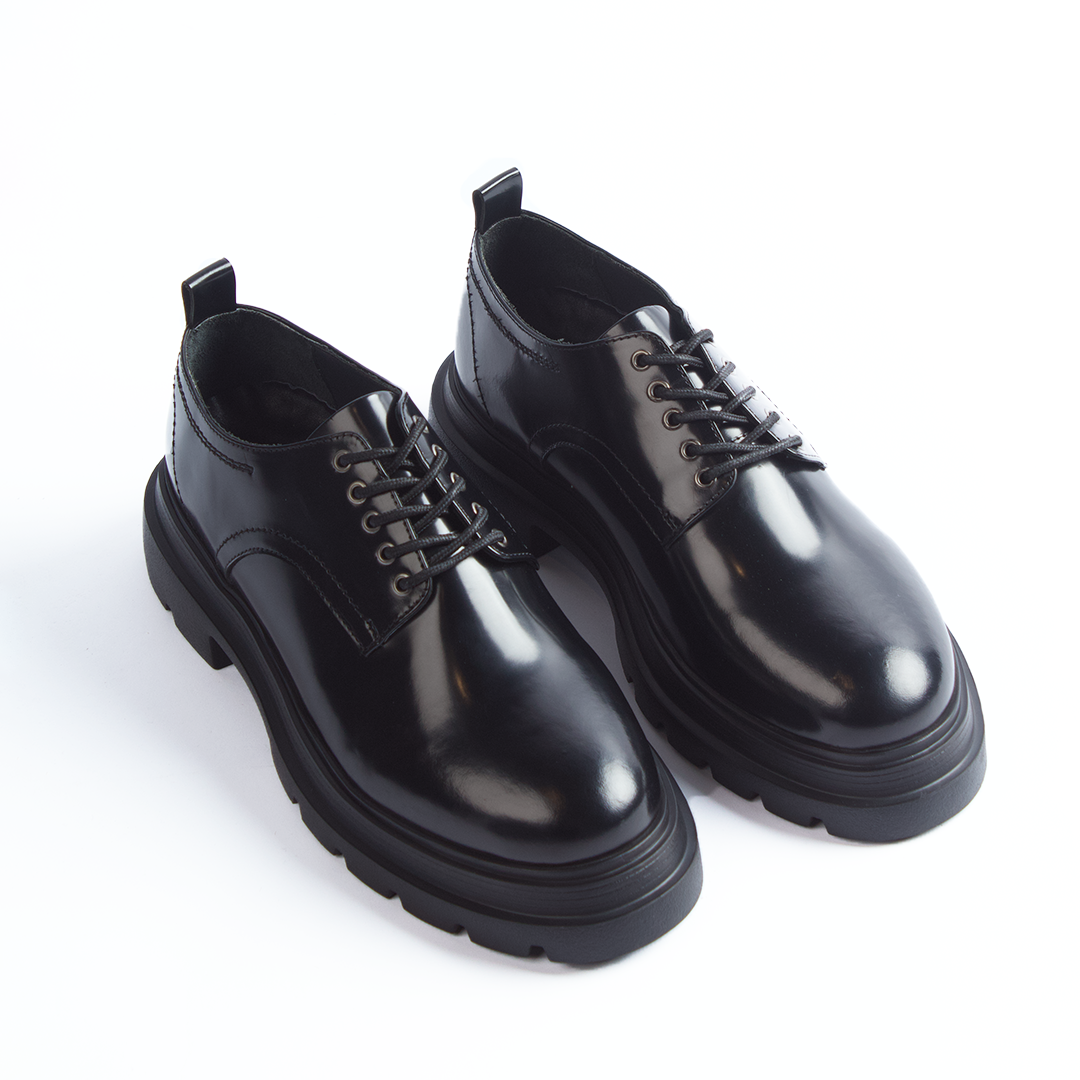 Black Platform Shoes Sole & Co. Black Platform Shoes Sole & Co.